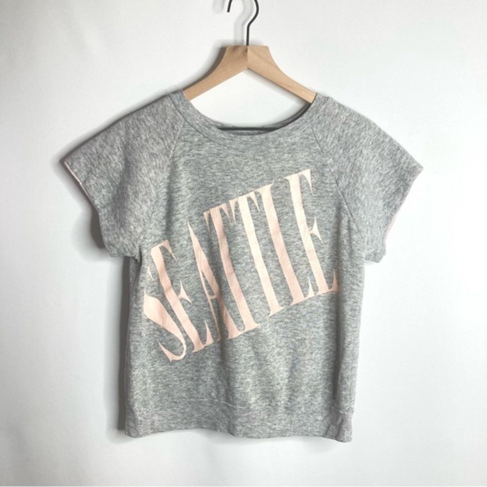 Vintage 90s Seattle Short Sleeve Sweater Medium Large Gray Pink Crop Y2K